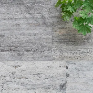 Silver Travertin, vein cut, csiszolt