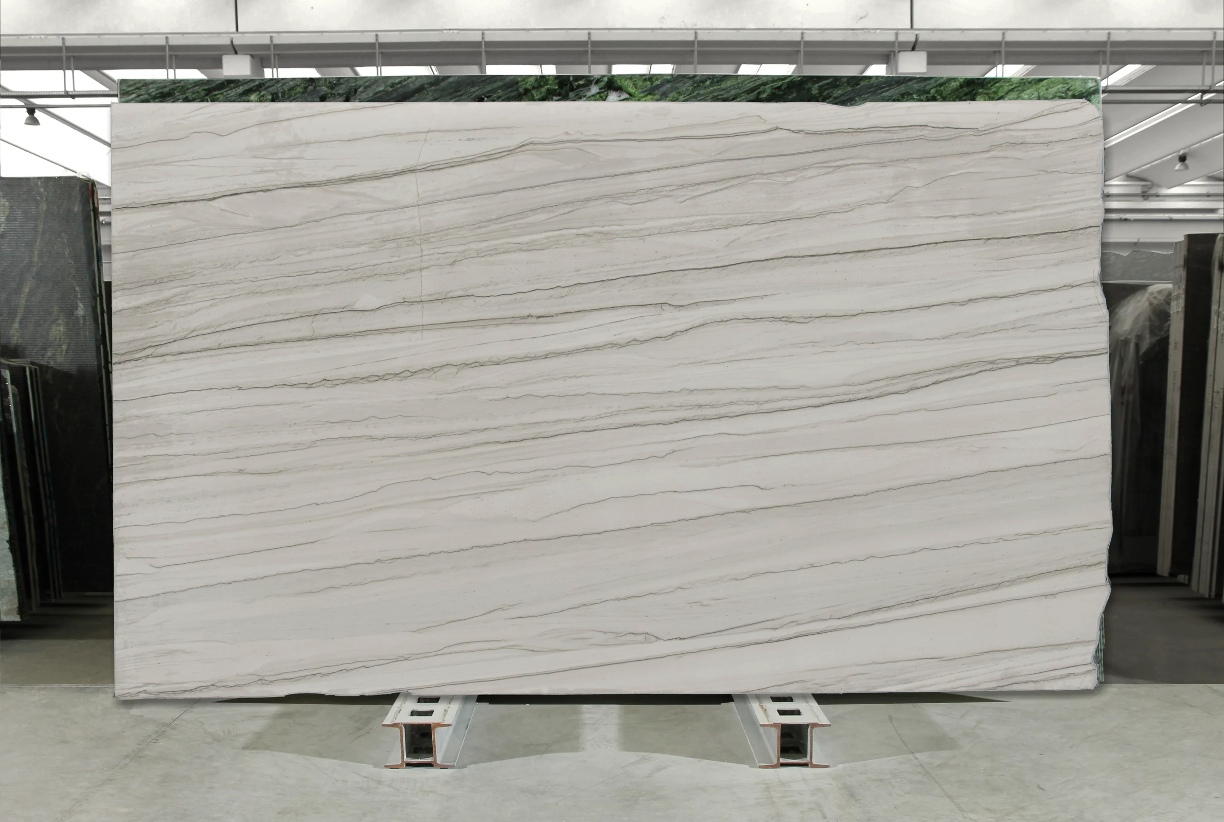 Quarzite Chantilly B060534 337x198x2cm 37-1